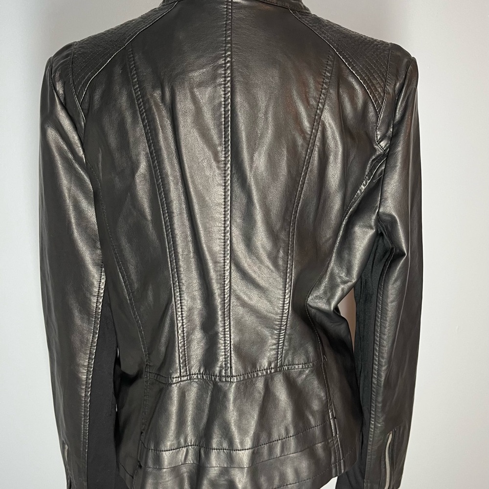 Large Black Rivet jacket - worn once - Picture 4 of 14